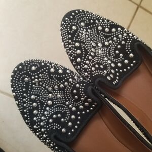 Donald Pliner Debbie Studed Ballet Shoes Sz 6.5M